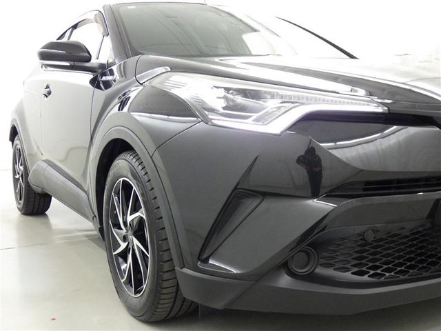 Ｃ－ＨＲ Ｓ　ＬＥＤエディション　衝突被害軽減システム　メモリーナビ　フルセグ　バックカメラ　ＥＴＣ　ドラレコ　ＣＤ　ミュージックプレイヤー接続可　ＤＶＤ再生　オートクルーズコントロール　ＬＥＤヘッドランプ　スマートキー　キーレス（7枚目）