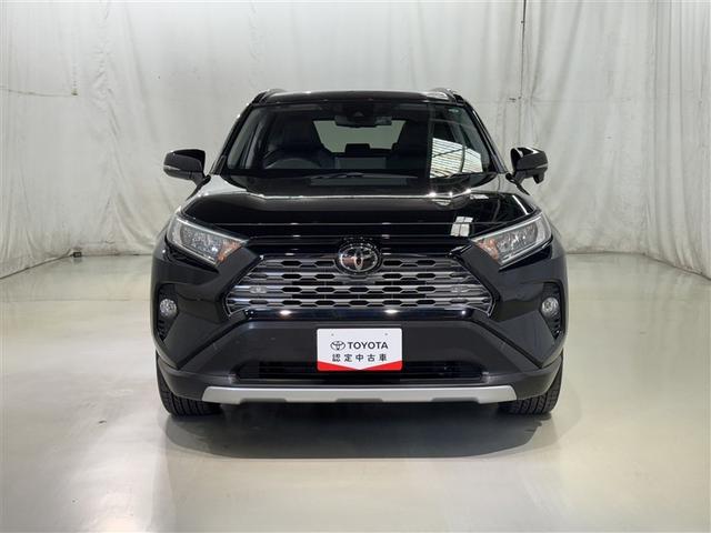 ＲＡＶ４ Ｇ　Ｚパッケージ　衝突被害軽減システム　メモリーナビ　フルセグ　バックカメラ　ＥＴＣ　ドラレコ　ＣＤ　ＤＶＤ再生　サンルーフ　電動シート　オートクルーズコントロール　ＬＥＤヘッドランプ　スマートキー　キーレス　４ＷＤ（3枚目）