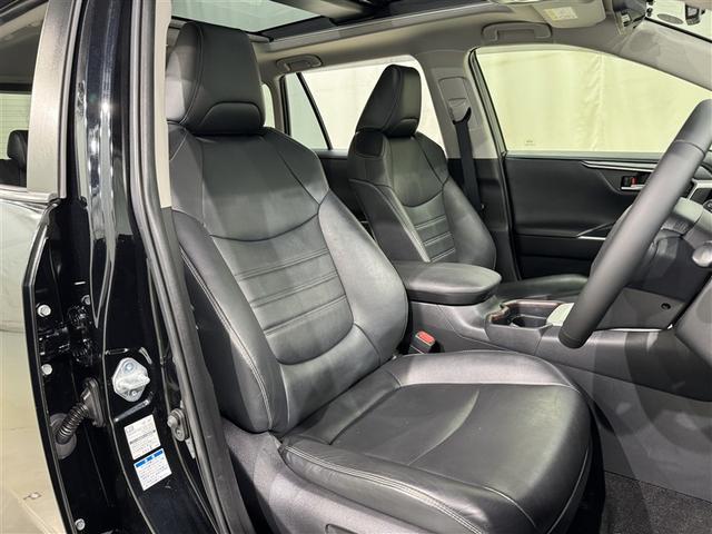 ＲＡＶ４ Ｇ　Ｚパッケージ　衝突被害軽減システム　メモリーナビ　フルセグ　バックカメラ　ＥＴＣ　ドラレコ　ＣＤ　ＤＶＤ再生　サンルーフ　電動シート　オートクルーズコントロール　ＬＥＤヘッドランプ　スマートキー　キーレス　４ＷＤ（30枚目）