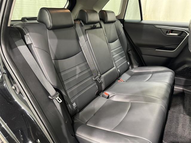 ＲＡＶ４ Ｇ　Ｚパッケージ　衝突被害軽減システム　メモリーナビ　フルセグ　バックカメラ　ＥＴＣ　ドラレコ　ＣＤ　ＤＶＤ再生　サンルーフ　電動シート　オートクルーズコントロール　ＬＥＤヘッドランプ　スマートキー　キーレス　４ＷＤ（33枚目）