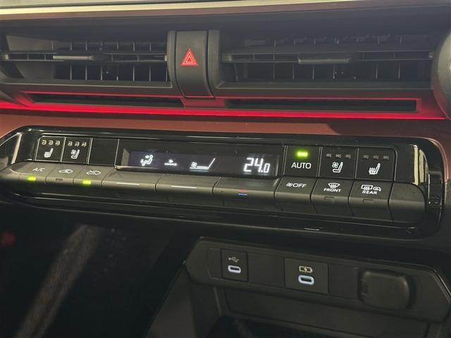 プリウス Z 衝突被害軽減システム フルセグ バックカメラ ETC ミュージックプレイヤー接続可 電動シート オートクルーズコントロール LEDヘッドランプ スマートキー キーレス ハイブリッド(17枚目)