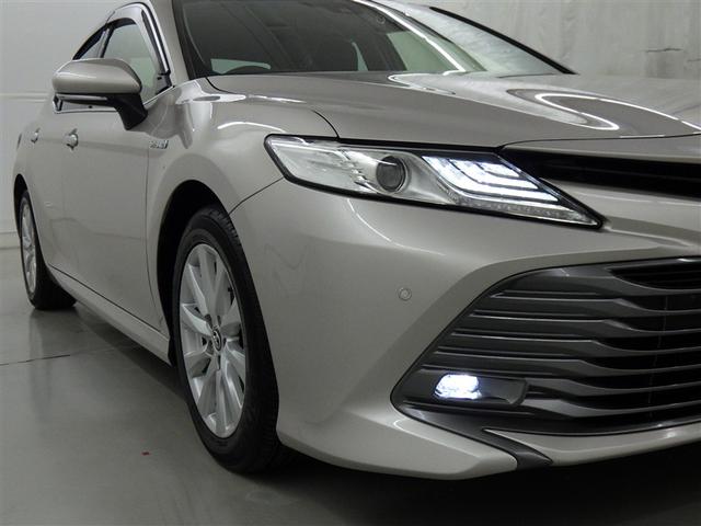 カムリ Ｇ　衝突被害軽減システム　メモリーナビ　フルセグ　バックカメラ　ＥＴＣ　ドラレコ　ＣＤ　ミュージックプレイヤー接続可　ＤＶＤ再生　電動シート　オートクルーズコントロール　ＬＥＤヘッドランプ　スマートキー（7枚目）