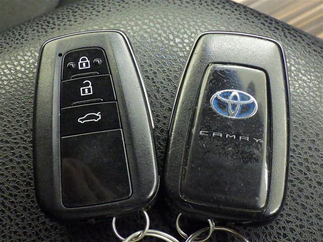 カムリ Ｇ　衝突被害軽減システム　メモリーナビ　フルセグ　バックカメラ　ＥＴＣ　ドラレコ　ＣＤ　ミュージックプレイヤー接続可　ＤＶＤ再生　電動シート　オートクルーズコントロール　ＬＥＤヘッドランプ　スマートキー（25枚目）