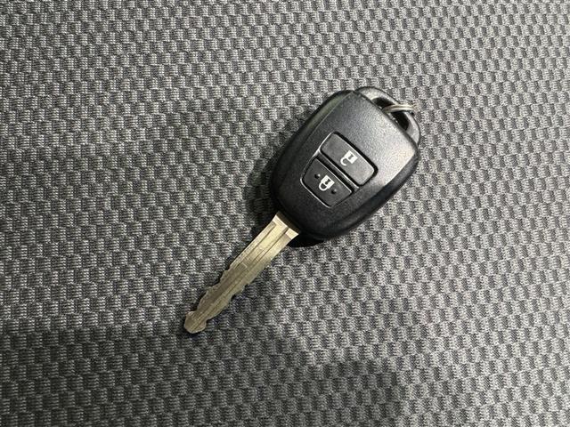 ハイエースバン DX 衝突被害軽減システム メモリーナビ フルセグ バックカメラ ETC ドラレコ CD ミュージックプレイヤー接続可 DVD再生 LEDヘッドランプ 乗車定員6人 キーレス ディーゼル(26枚目)