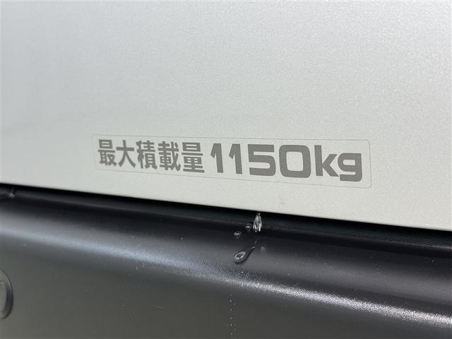 ハイエースバン DX 衝突被害軽減システム メモリーナビ フルセグ バックカメラ ETC ドラレコ CD ミュージックプレイヤー接続可 DVD再生 LEDヘッドランプ 乗車定員6人 キーレス ディーゼル(30枚目)