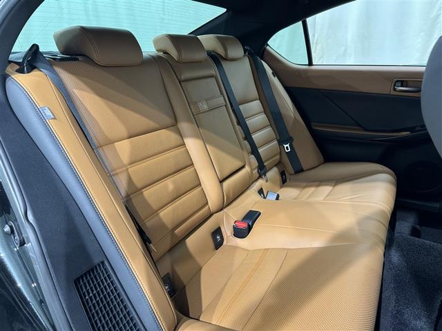 IS IS300h バージョンL 衝突被害軽減システム メモリーナビ フルセグ バックカメラ ETC ドラレコ CD ミュージックプレイヤー接続可 DVD再生 革シート 電動シート オートクルーズコントロール LEDヘッドランプ(33枚目)