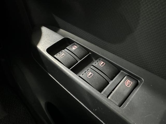 ピクシスエポック Ｌ　ＳＡＩＩＩ　衝突被害軽減システム　メモリーナビ　ワンセグ　バックカメラ　ＥＴＣ　ＣＤ　ミュージックプレイヤー接続可　キーレス　アイドリングストップ（18枚目）