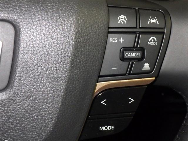 クラウンクロスオーバー Ｇ　衝突被害軽減システム　フルセグ　バックカメラ　ＥＴＣ　ミュージックプレイヤー接続可　電動シート　オートクルーズコントロール　ＬＥＤヘッドランプ　スマートキー　キーレス　４ＷＤ　ハイブリッド（18枚目）