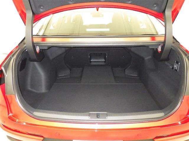 クラウンクロスオーバー Ｇ　衝突被害軽減システム　フルセグ　バックカメラ　ＥＴＣ　ミュージックプレイヤー接続可　電動シート　オートクルーズコントロール　ＬＥＤヘッドランプ　スマートキー　キーレス　４ＷＤ　ハイブリッド（24枚目）