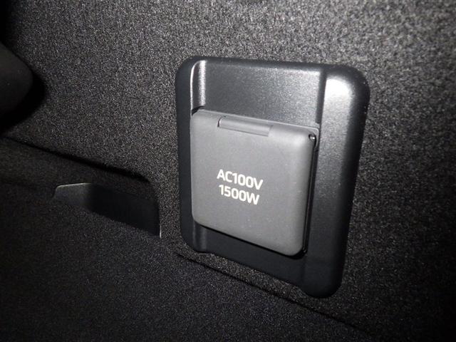 クラウンクロスオーバー Ｇ　衝突被害軽減システム　フルセグ　バックカメラ　ＥＴＣ　ミュージックプレイヤー接続可　電動シート　オートクルーズコントロール　ＬＥＤヘッドランプ　スマートキー　キーレス　４ＷＤ　ハイブリッド（25枚目）