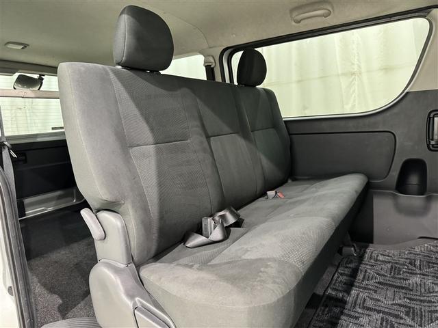 ハイエースバン ロングスーパーＧＬ　衝突被害軽減システム　メモリーナビ　フルセグ　ＥＴＣ　ドラレコ　ＣＤ　ミュージックプレイヤー接続可　ＤＶＤ再生　ＬＥＤヘッドランプ　スマートキー　キーレス　ディーゼル（30枚目）