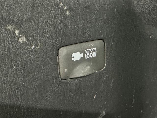 ハイエースバン ロングスーパーＧＬ　衝突被害軽減システム　メモリーナビ　フルセグ　ＥＴＣ　ドラレコ　ＣＤ　ミュージックプレイヤー接続可　ＤＶＤ再生　ＬＥＤヘッドランプ　スマートキー　キーレス　ディーゼル（32枚目）