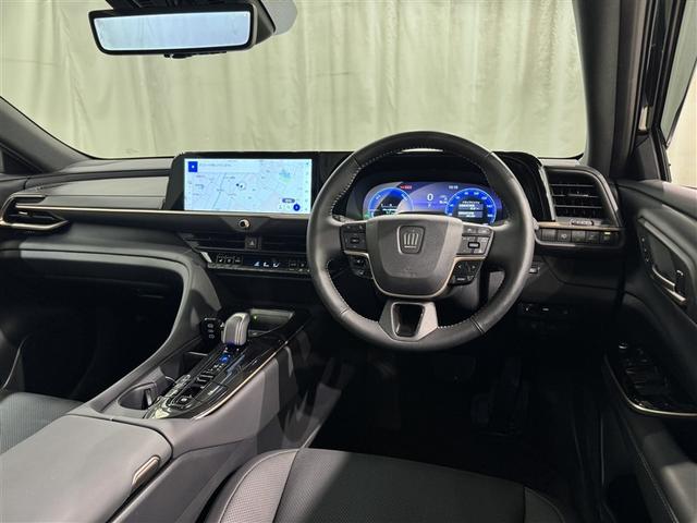 クラウンエステート Z 衝突被害軽減システム メモリーナビ フルセグ バックカメラ ETC ドラレコ ミュージックプレイヤー接続可 サンルーフ 革シート 電動シート オートクルーズコントロール LEDヘッドランプ キーレス(8枚目)