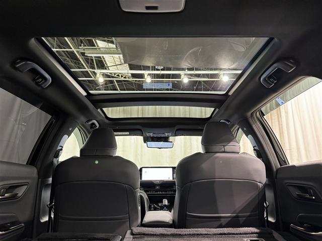 クラウンエステート Z 衝突被害軽減システム メモリーナビ フルセグ バックカメラ ETC ドラレコ ミュージックプレイヤー接続可 サンルーフ 革シート 電動シート オートクルーズコントロール LEDヘッドランプ キーレス(9枚目)