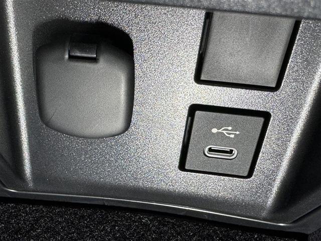 クラウンエステート Z 衝突被害軽減システム メモリーナビ フルセグ バックカメラ ETC ドラレコ ミュージックプレイヤー接続可 サンルーフ 革シート 電動シート オートクルーズコントロール LEDヘッドランプ キーレス(22枚目)