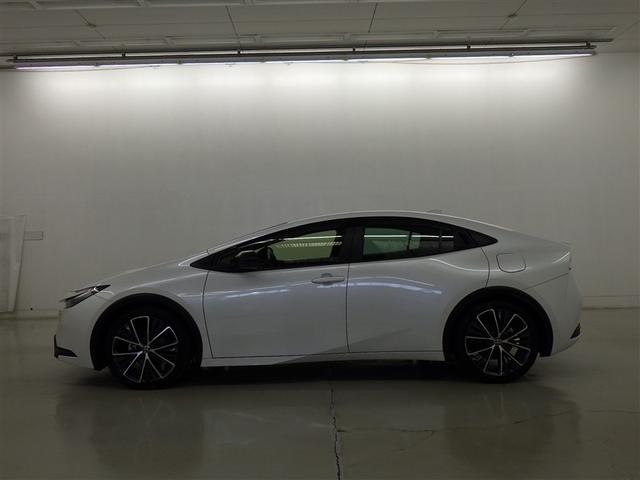 プリウス Ｇ　衝突被害軽減システム　フルセグ　バックカメラ　ＥＴＣ　ドラレコ　ミュージックプレイヤー接続可　オートクルーズコントロール　ＬＥＤヘッドランプ　スマートキー　キーレス　ハイブリッド（5枚目）