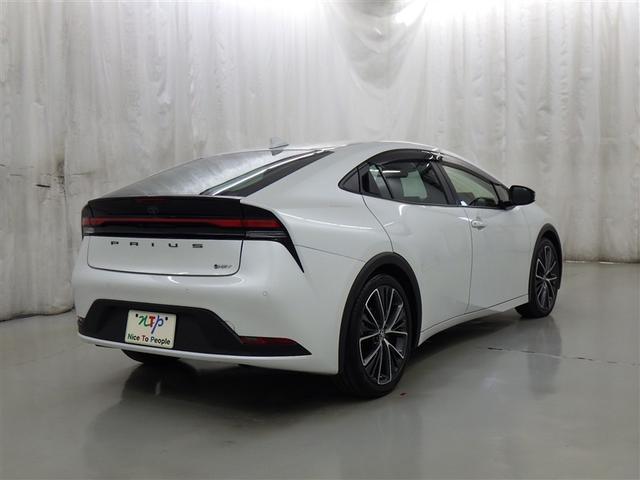 プリウス Ｇ　衝突被害軽減システム　フルセグ　バックカメラ　ＥＴＣ　ドラレコ　ミュージックプレイヤー接続可　オートクルーズコントロール　ＬＥＤヘッドランプ　スマートキー　キーレス　ハイブリッド（7枚目）