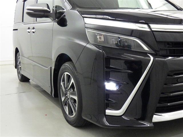 ヴォクシー ＺＳ　煌ＩＩ　衝突被害軽減システム　メモリーナビ　フルセグ　バックカメラ　ＥＴＣ　ドラレコ　ＣＤ　ミュージックプレイヤー接続可　ＤＶＤ再生　後席モニター　オートクルーズコントロール　ＬＥＤヘッドランプ　乗車定員８人（8枚目）