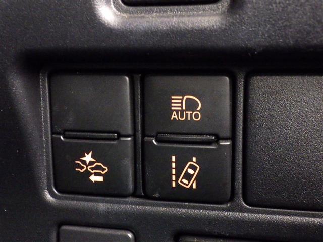 ヴォクシー ＺＳ　煌ＩＩ　衝突被害軽減システム　メモリーナビ　フルセグ　バックカメラ　ＥＴＣ　ドラレコ　ＣＤ　ミュージックプレイヤー接続可　ＤＶＤ再生　後席モニター　オートクルーズコントロール　ＬＥＤヘッドランプ　乗車定員８人（17枚目）