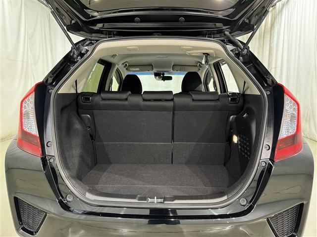 フィットハイブリッド Ｆパッケージ　コンフォートエディション　衝突被害軽減システム　メモリーナビ　フルセグ　バックカメラ　ＥＴＣ　ＣＤ　ミュージックプレイヤー接続可　ＤＶＤ再生　スマートキー　キーレス　ハイブリッド（25枚目）