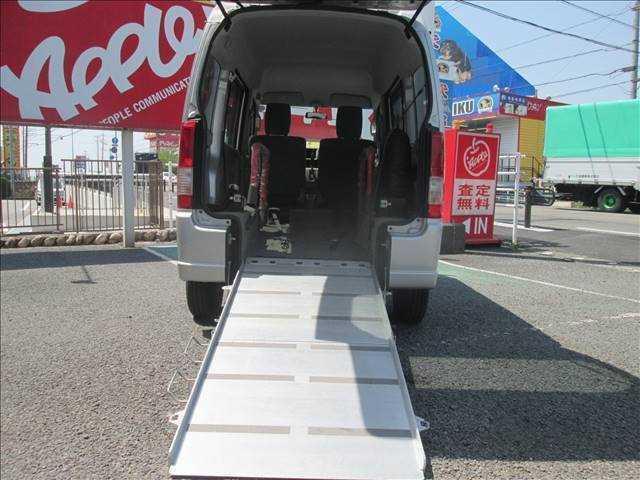 車イス移動車 スローパー 電動固定 手すり付 キーレス(6枚目)
