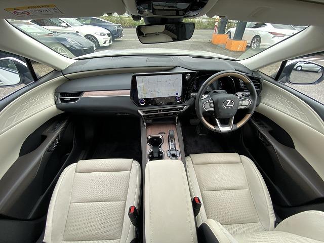 ＲＸ ＲＸ３５０ｈ　バージョンＬ　／ワンオーナー／ＬＥＸＵＳセーフティ＋／１４インチディスプレイナビ／全方位カメラ／白革パワーシート／ベンチレーション＆シートヒーター／三眼ＬＥＤヘッドライト／パワーバックドア（22枚目）
