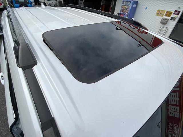 ランドクルーザー ＺＸ　ワンオーナー／サンルーフ／ルーフレール／パワーバックドア／ベンチレーション＆シートヒーター／パノラマビューモニター（17枚目）