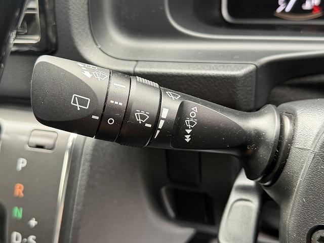 ハイエースバン  Kworks製オーロラエクスクルーシブ/ファイブスター/ケイワークス/4WD/リチウム300A/スポットエアコン/FFヒーター/ソーラーパネル/インバーター/冷蔵庫/インナーミラー/パノラミックビュー(45枚目)