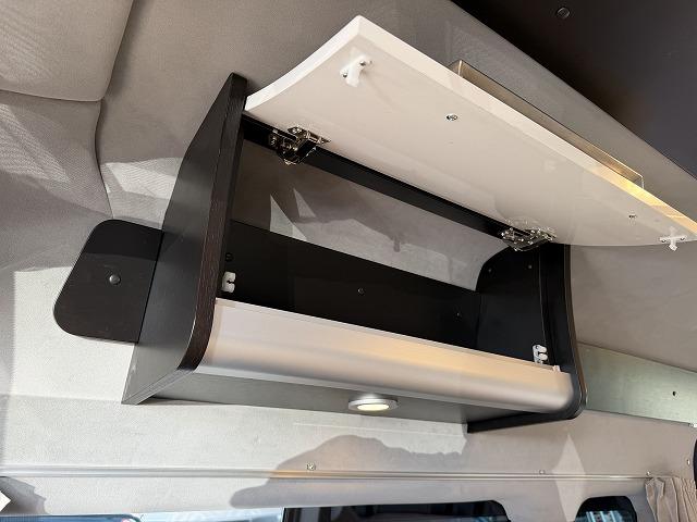 ＮＶ３５０キャラバンバン 　トイファクトリー製ハミルトン／ディーゼル２ＷＤ／エアロソーラー／ＦＦヒーター／１５００Ｗインバーター／冷蔵庫／上段ベッドマット（27枚目）