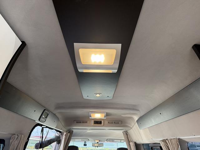 ＮＶ３５０キャラバンバン 　トイファクトリー製ハミルトン／ディーゼル２ＷＤ／エアロソーラー／ＦＦヒーター／１５００Ｗインバーター／冷蔵庫／上段ベッドマット（29枚目）