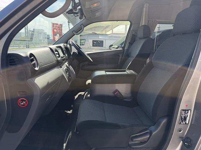 ＮＶ３５０キャラバンバン 　トイファクトリー製ハミルトン／ディーゼル２ＷＤ／エアロソーラー／ＦＦヒーター／１５００Ｗインバーター／冷蔵庫／上段ベッドマット（41枚目）