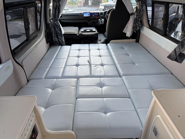 レジアスエースバン  RVビックフット製スウィング5.3N/ディーゼル2WD/ソーラーパネル/マックスファン/電子レンジ/シンク/冷蔵庫/フリップダウンモニター(36枚目)