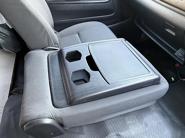 レジアスエースバン  RVビックフット製スウィング5.3N/ディーゼル2WD/ソーラーパネル/マックスファン/電子レンジ/シンク/冷蔵庫/フリップダウンモニター(55枚目)