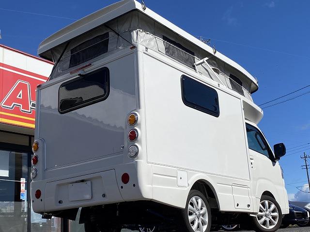 ハイゼットトラック 　ＪＰスターＨＡＰＰＹ１プラスＣＩＴＹ／４ＷＤ／ポップアップルーフ車／１２Ｖエアコン／冷蔵庫／リチウムＢＴ４００ＡＨ／電子レンジ／前後スタビライザー／ＪＰオプションＡＷ／ベバストＦＦヒーター／ソーラーＰ（4枚目）