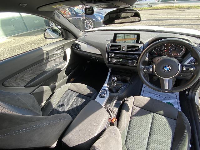 2シリーズ M235iクーペ 6速MT/純正ナビ/バックカメラ/ミラー型ETC/クルーズコントロール/LEDヘッドライト/コンフォートアクセス/レーンキーピング(23枚目)