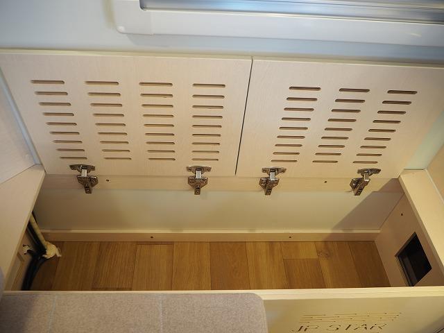 ハイゼットトラック JPスターHAPPY1プラス/4WD/12Vエアコン/FFヒーター/冷蔵庫/リチウムBT400AH/電子レンジ/リアTV/MAXファン/前後スタビライザー/JPオプションAW/JPBOX/強化ブレーキ(46枚目)