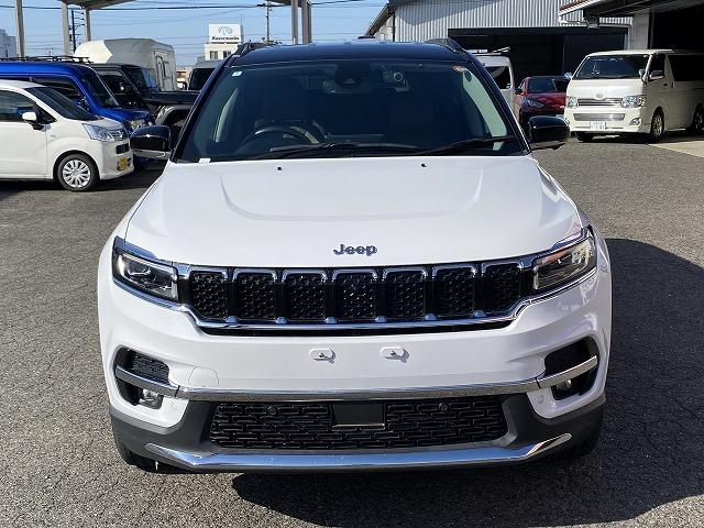 ジープ・コマンダー リミテッド　４ＷＤ／ディーラー車／純正ナビ／３６０°カメラ／ハンズフリーパワーゲート／茶革パワーシート／ステアリング＆シートヒーター／アダプティブクルーズコントロール／７人乗り／ルーフレール／ＥＴＣ２．０（7枚目）
