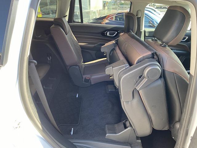 ジープ・コマンダー リミテッド　４ＷＤ／ディーラー車／純正ナビ／３６０°カメラ／ハンズフリーパワーゲート／茶革パワーシート／ステアリング＆シートヒーター／アダプティブクルーズコントロール／７人乗り／ルーフレール／ＥＴＣ２．０（24枚目）