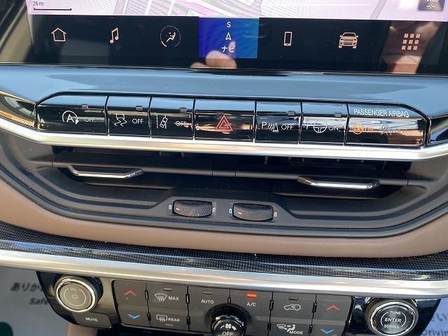 ジープ・コマンダー リミテッド　４ＷＤ／ディーラー車／純正ナビ／３６０°カメラ／ハンズフリーパワーゲート／茶革パワーシート／ステアリング＆シートヒーター／アダプティブクルーズコントロール／７人乗り／ルーフレール／ＥＴＣ２．０（39枚目）