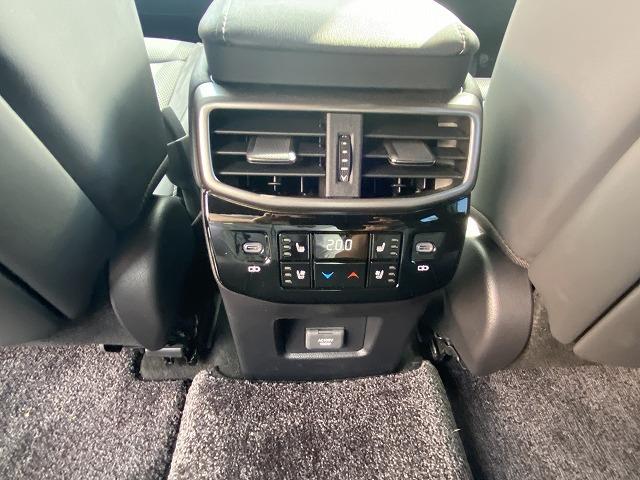 RX RX350h バージョンL 4WD/ワンオーナー/パノラマルーフ/デジタルインナーミラー/ハンズフリーパワーゲート/2列目電動格納シート/全席ベンチレーション&シートヒーター/OPナビ連動ドライブレコーダー(29枚目)
