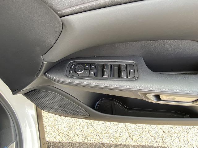 RX RX350h バージョンL 4WD/ワンオーナー/パノラマルーフ/デジタルインナーミラー/ハンズフリーパワーゲート/2列目電動格納シート/全席ベンチレーション&シートヒーター/OPナビ連動ドライブレコーダー(33枚目)