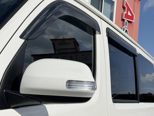 タウンエースバン キャンパー鹿児島製リベロCS/4WD/リチウム200A/12Vエアコン/750Wインバーター/パナソニックフローティングナビ/バックミラーモニター/前後ドラレコ/ユーザー買取/ワンオーナー(4枚目)