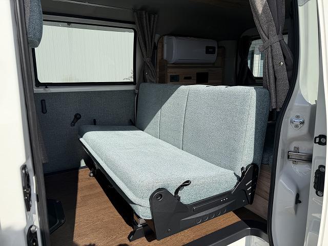 タウンエースバン キャンパー鹿児島製リベロCS/4WD/リチウム200A/12Vエアコン/750Wインバーター/パナソニックフローティングナビ/バックミラーモニター/前後ドラレコ/ユーザー買取/ワンオーナー(11枚目)