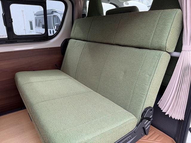 ハイエースバン トイファクトリー製グリーンバディ/ディーゼル4WD/電装パッケージ/2段ベッドマット/FFヒーター/TRDフロントスポイラー/ライノラックルーフラック・オーニング/リアラダー/トヨタTSS(17枚目)