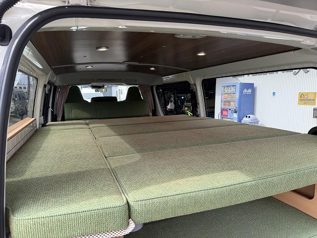 ハイエースバン トイファクトリー製グリーンバディ/ディーゼル4WD/電装パッケージ/2段ベッドマット/FFヒーター/TRDフロントスポイラー/ライノラックルーフラック・オーニング/リアラダー/トヨタTSS(23枚目)