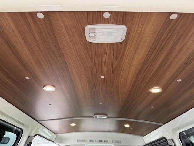 ハイエースバン トイファクトリー製グリーンバディ/ディーゼル4WD/電装パッケージ/2段ベッドマット/FFヒーター/TRDフロントスポイラー/ライノラックルーフラック・オーニング/リアラダー/トヨタTSS(28枚目)