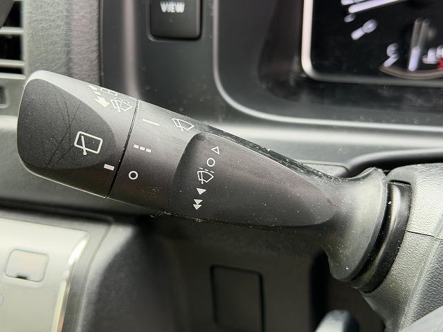 ハイエースバン トイファクトリー製グリーンバディ/ディーゼル4WD/電装パッケージ/2段ベッドマット/FFヒーター/TRDフロントスポイラー/ライノラックルーフラック・オーニング/リアラダー/トヨタTSS(44枚目)