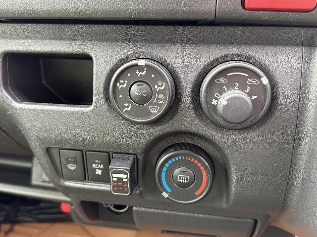 ハイエースバン トイファクトリー製グリーンバディ/ディーゼル4WD/電装パッケージ/2段ベッドマット/FFヒーター/TRDフロントスポイラー/ライノラックルーフラック・オーニング/リアラダー/トヨタTSS(49枚目)