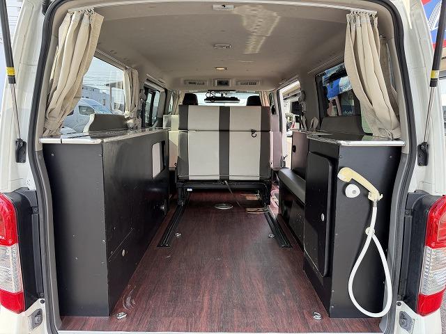 ＮＶ３５０キャラバンバン 　バンテック新潟製ＶＲ４７０／４ナンバーキャンピング／２段ベッドマット／ロングスライドシート／シンクシャワー／後席ｔＶモニター／ナビ／フルセグ（16枚目）