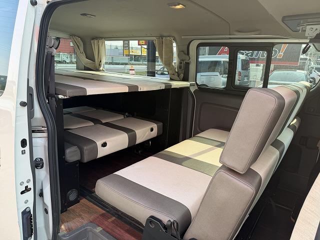 ＮＶ３５０キャラバンバン 　バンテック新潟製ＶＲ４７０／４ナンバーキャンピング／２段ベッドマット／ロングスライドシート／シンクシャワー／後席ｔＶモニター／ナビ／フルセグ（19枚目）